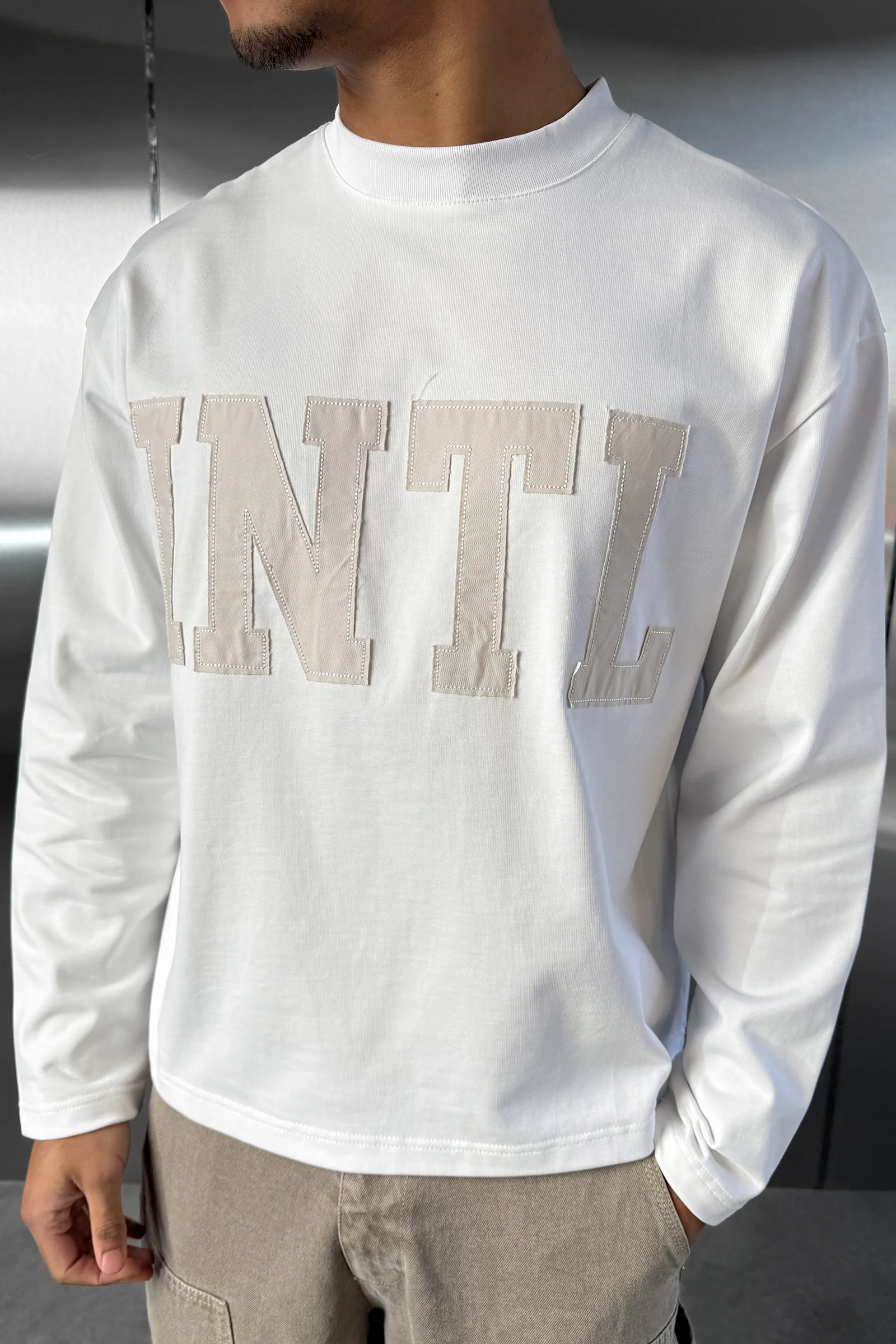 INTL Boxy Long Sleeve T-Shirt - White - Image 3