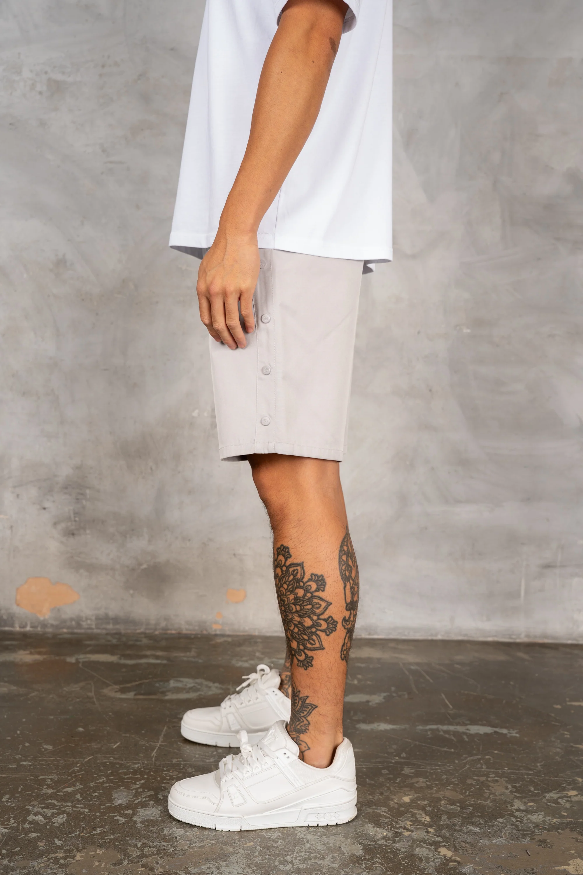 Nylon Cargo Shorts - Light Grey - Image 6