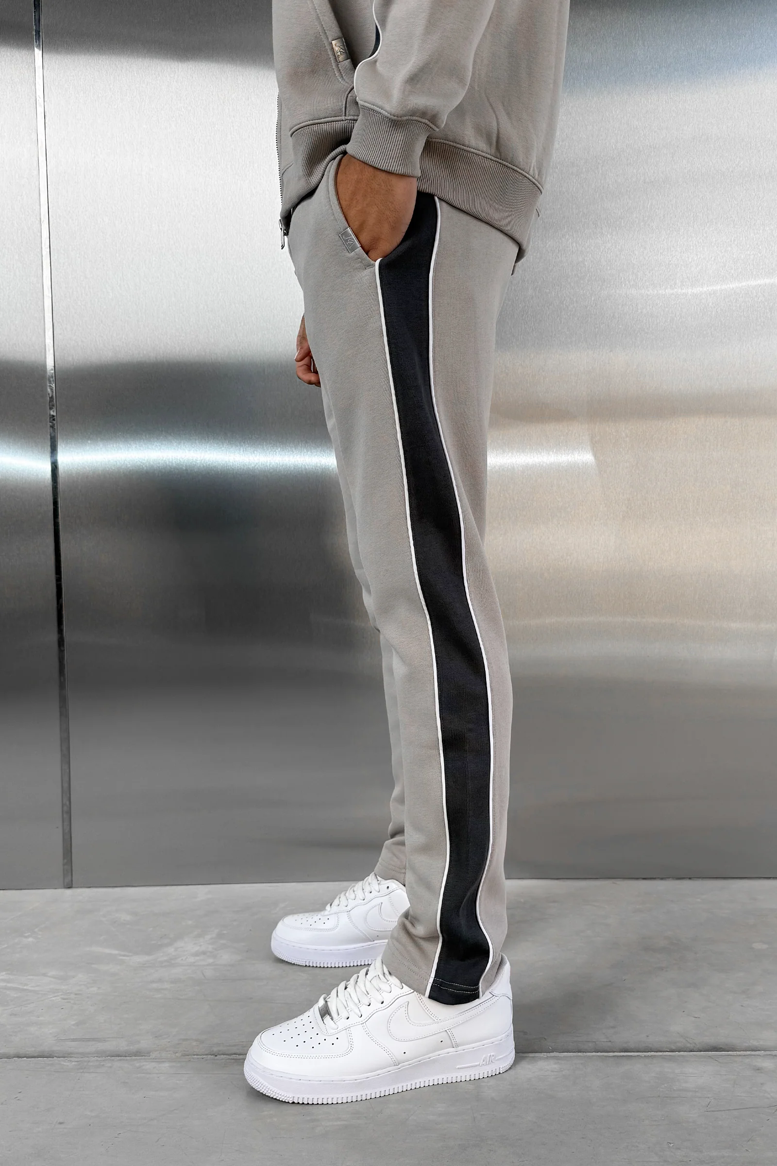 Panelled Straight Leg Jogger - Grey - Image 6