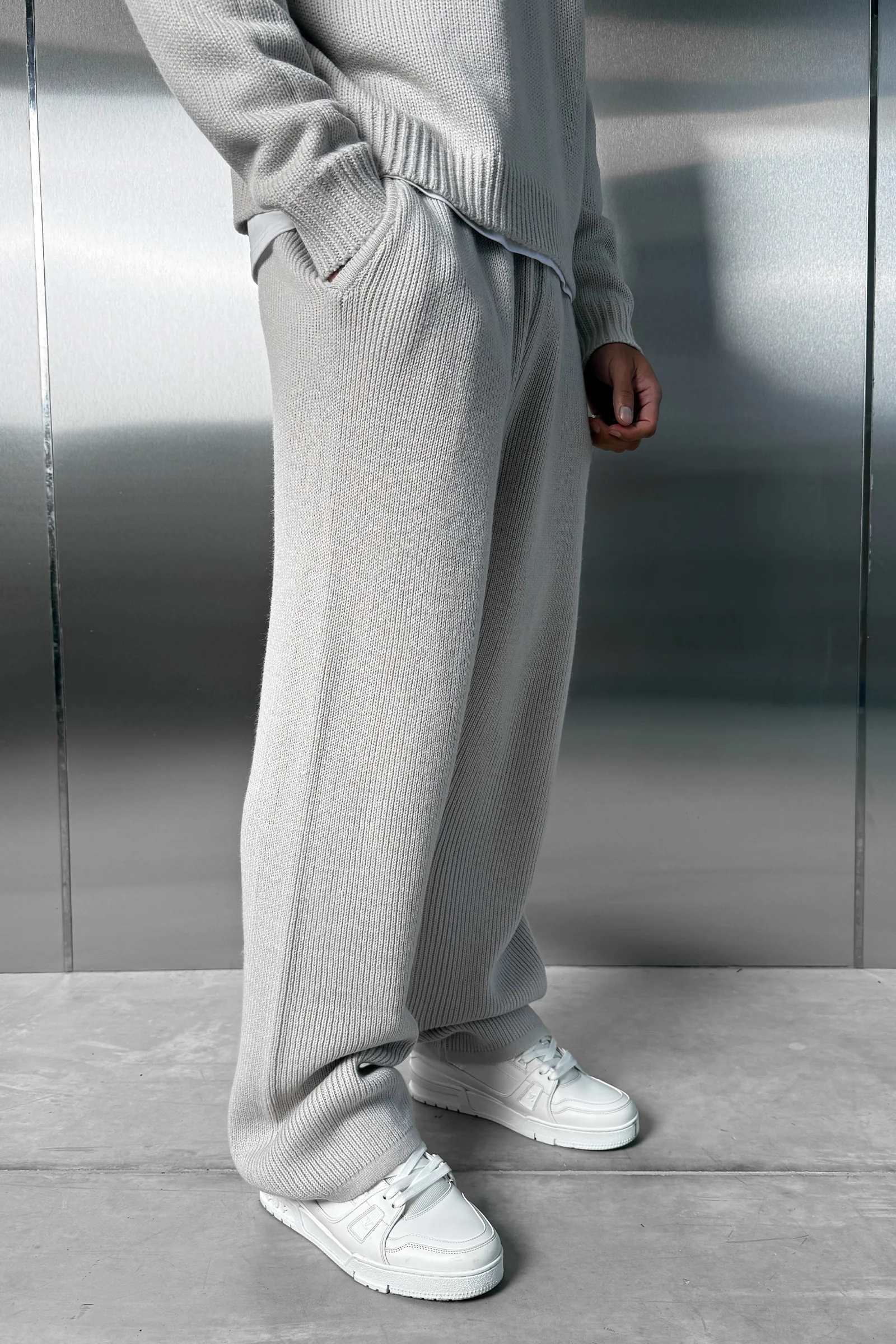 Relaxed Knitted Jogger - Grey - Image 5