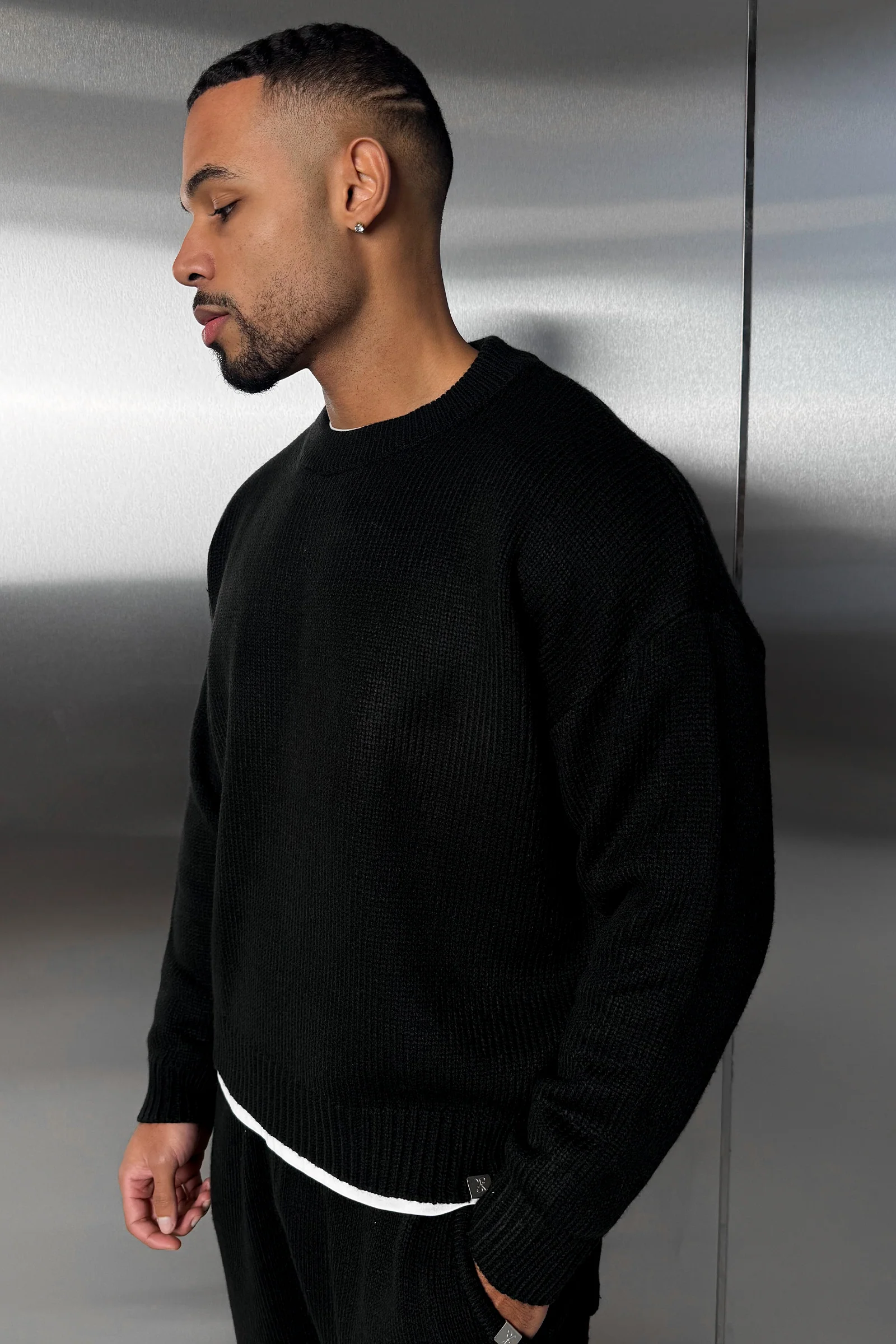 Relaxed Knitted Sweatshirt - Black - Image 5