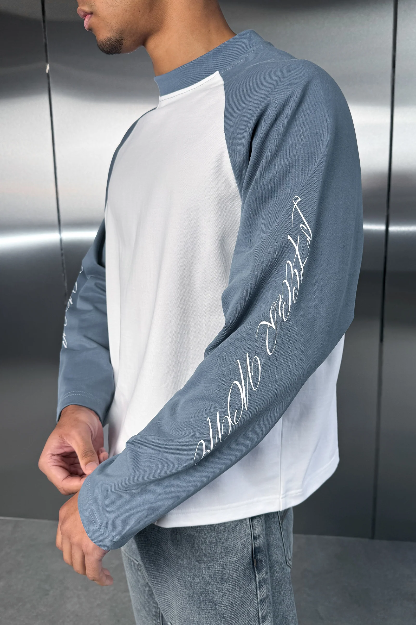 Scripture Raglan Long Sleeve Boxy T-Shirt - Slate Blue/White - Image 3